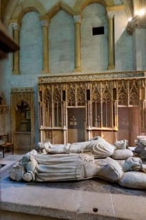 Recumbent statues of Louis II de Bourbon and Anne d'Auvergne