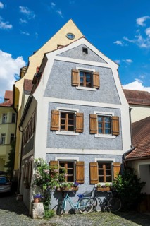 Medieval patrician houses
