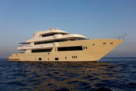 Live aboard