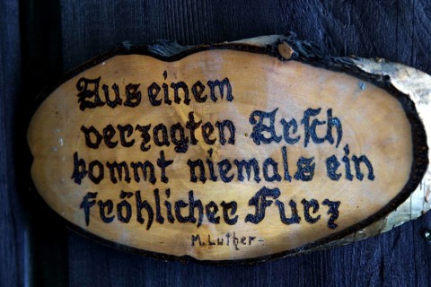 Sign on WC in restaurant zur Weimarschmiede