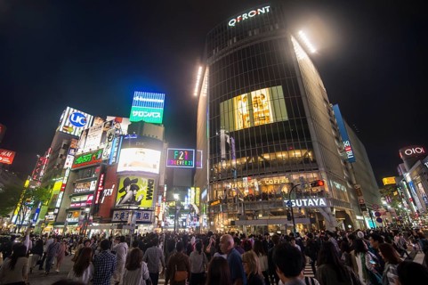 Shibuya crossing busiest road crossing in the world