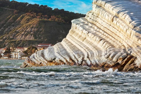Chalk cliff Scala dei Turchi