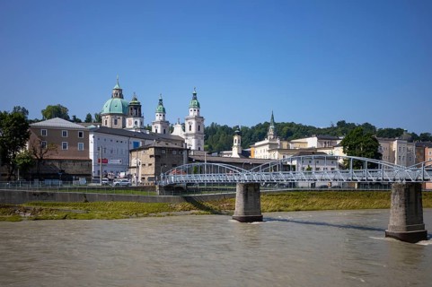Mozartsteg over the Salzach river with a view of Salzburg's old town
