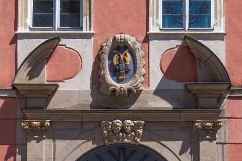 Coat of arms above the entrance portal of the historic Haus zum Krebs