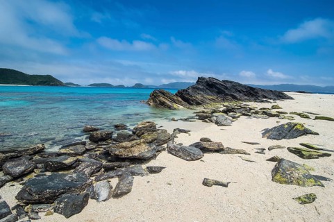Furuzamami Beach