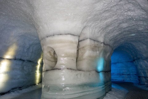 Artificial ice cave