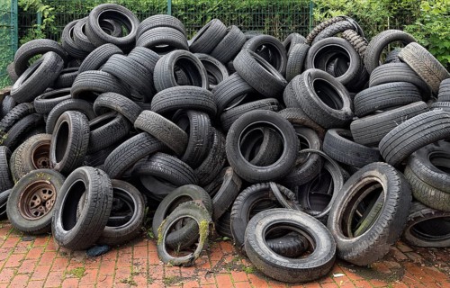 Collection point for used tyres