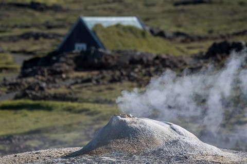 Steaming hot spring Oeskjuhoell or Oeskurholhver