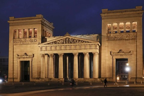 Propylaea on the Koenigsplatz in Munich in the evening