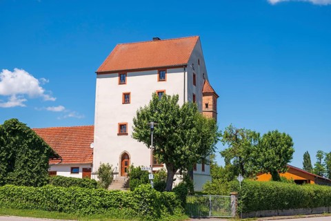 Former castle of the Lords of Pettendorf