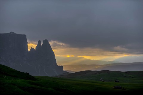 View of (from left to right) the Burgstall with the Santener Kanzele