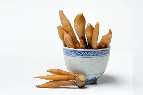 Fingerroot in bowl