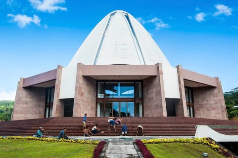 Park of the Baha'i House of Worship Samoa