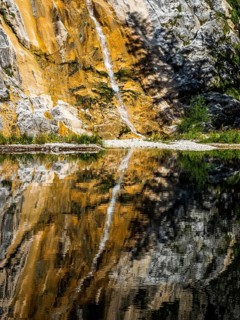 Front waterfall