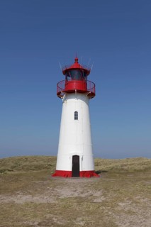 Red-white lighthouse List-West