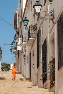 Narrow streets with white houses in Altea Old Town
