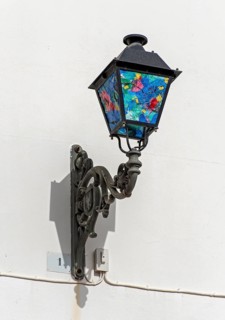 Typical painted streetlight