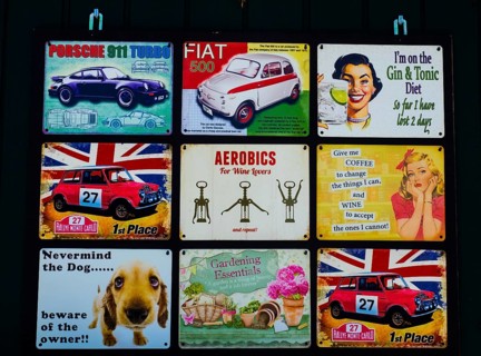 Colourfully printed tin plates
