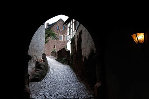 Gate