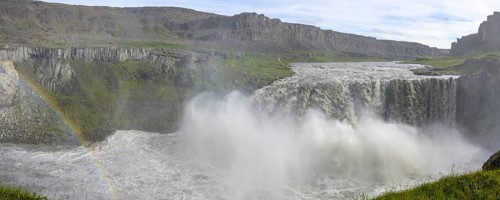 Rainbow at Hafragilsfoss