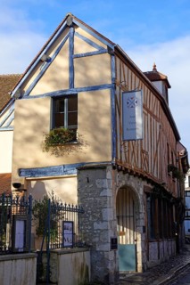 Half-timbered house on Rue Couverte