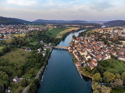 View across the Rhine to Diessenhofen with the historic wooden bridge