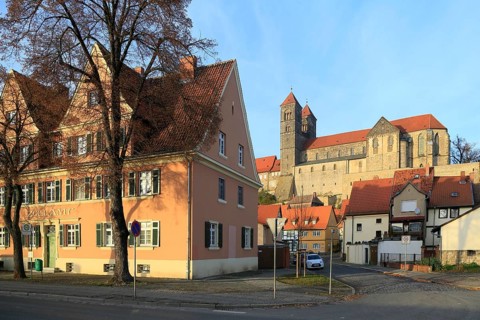 Schlossberg with Collegiate Church of St. Servatius