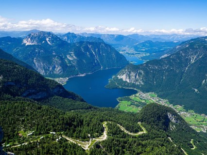 View from Krippenstein with a view of Hallstaetter See