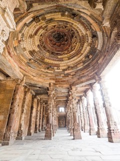Ceiling vaults