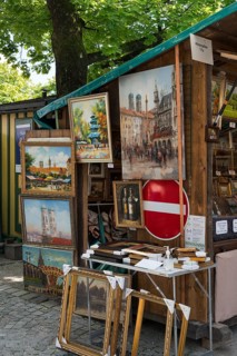Sales stand with oil paintings and picture frames