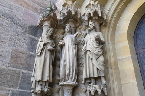 Sculptures at the Adam's Gate around 1230