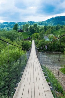 Swinging bridge in Yasinia village
