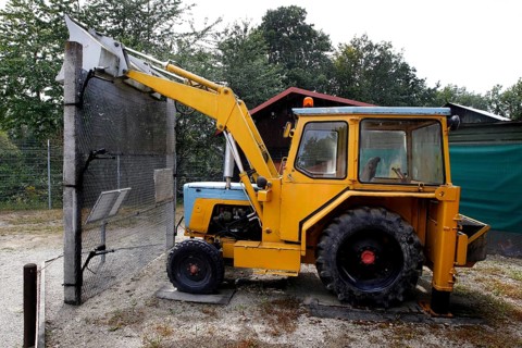 Excavator by Heinz-Josef Grosse at the former German-German border