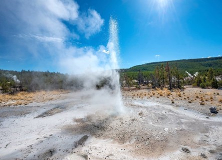 Water fountain in a steaming hot spring