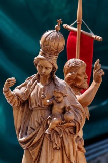 Carved figures of Christ and Mary