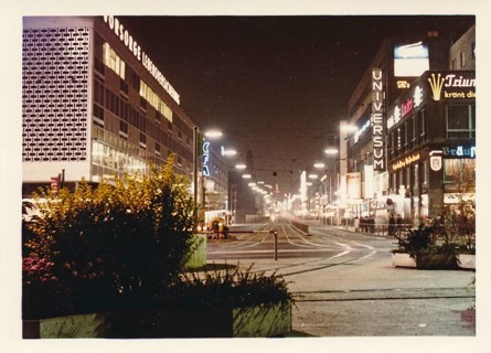 Stuttgart at night in 1963: Untere Koenigsstrasse with illuminated advertising