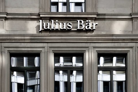 Julius Baer lettering