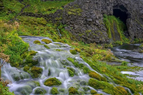 Waterfalls in the green oasis of Gjain