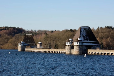 Barrier wall
