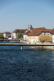 Landhausquai mit historischem Landhaus an der Aare
