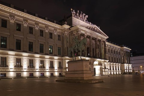 Braunschweig Castle at night
