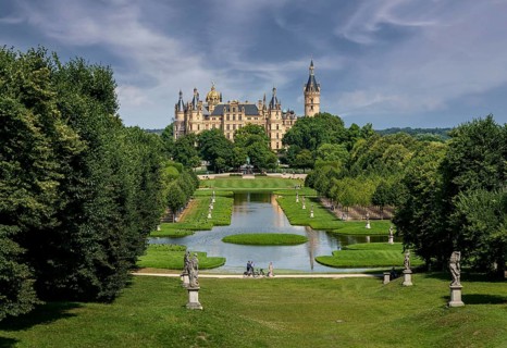 Schwerin Castle with the Castle Park