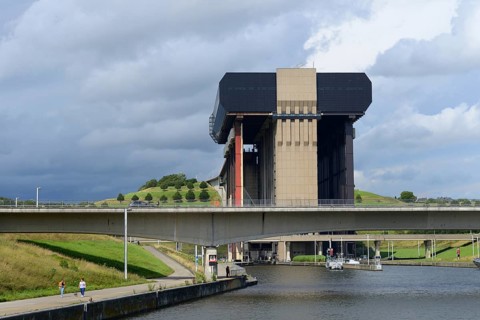 Strepy-Thieu ship lift
