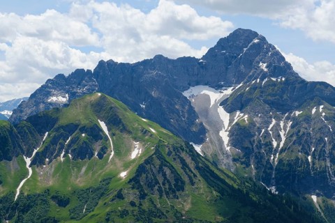 Baerenkopf 2083m and Widderstein 2558m