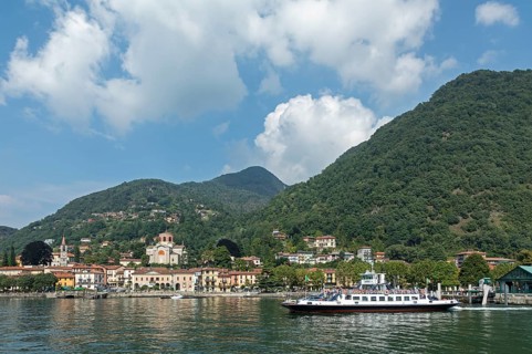 Ferry to Intra