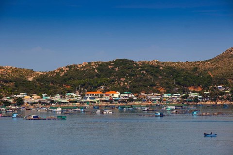 Ninh Thuan Bay