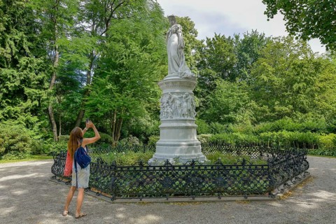 Monument Queen Luise of Prussia