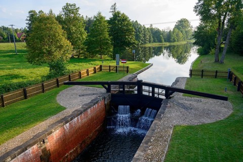 Ship lock