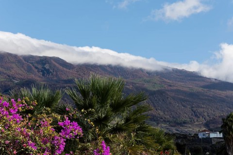 Clouds over Cumbre vieja