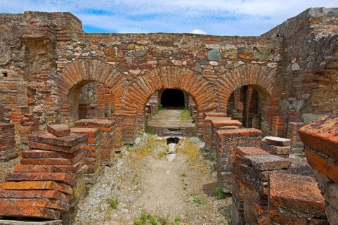 Ruins of the Roman villa of Pisoes
